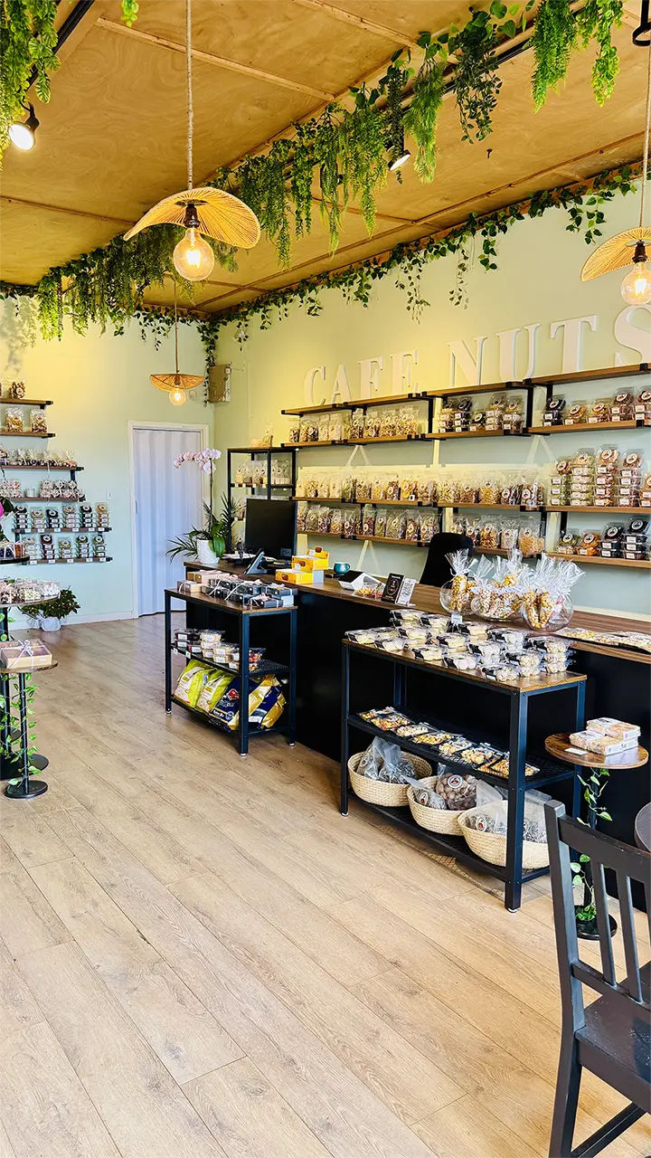 About us - Cafe Nuts Store 1