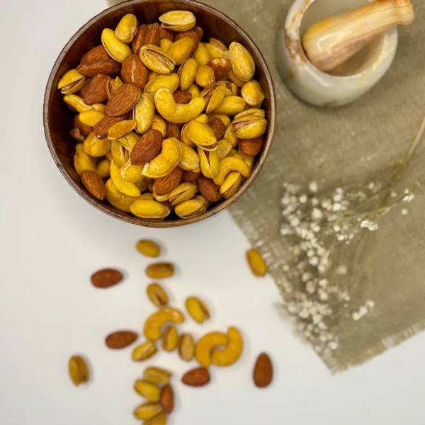 Mix Nuts lime saffron