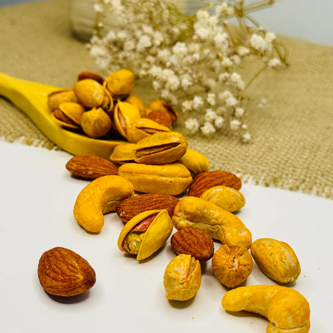 Mix Nuts lime saffron